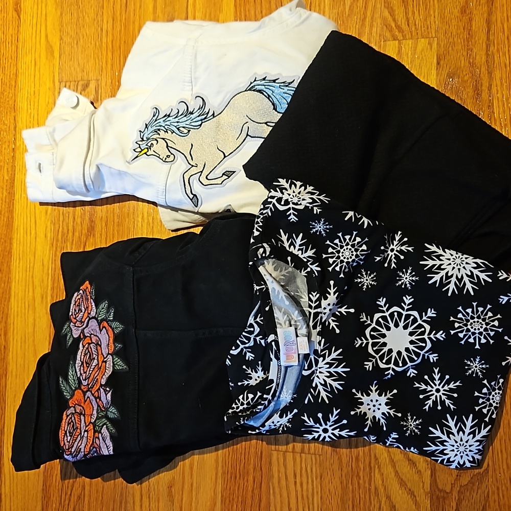 XS/XXS 4 item LLR Bundle! 2 xs jackets, xxs snowflake "gigi", xs black "cassie"